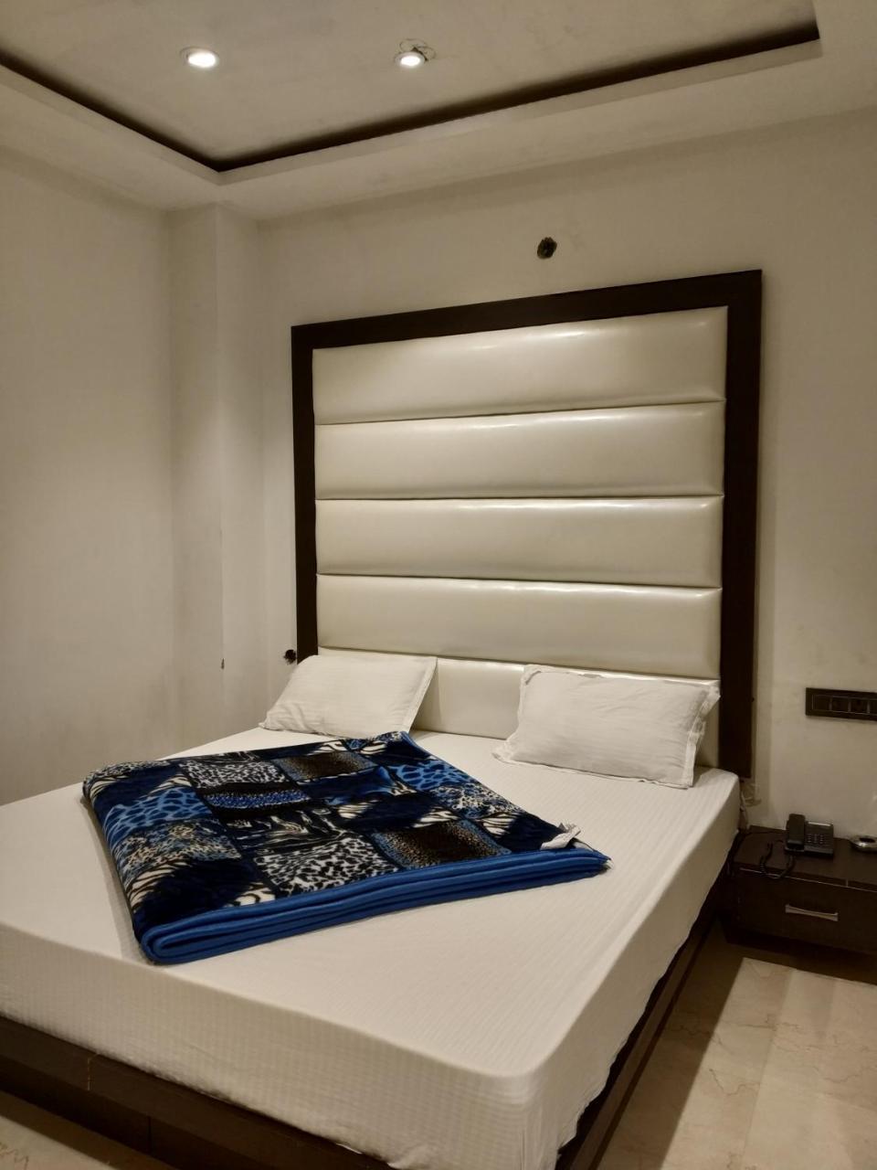 Hotel Star Inn Ganganagar Exterior photo