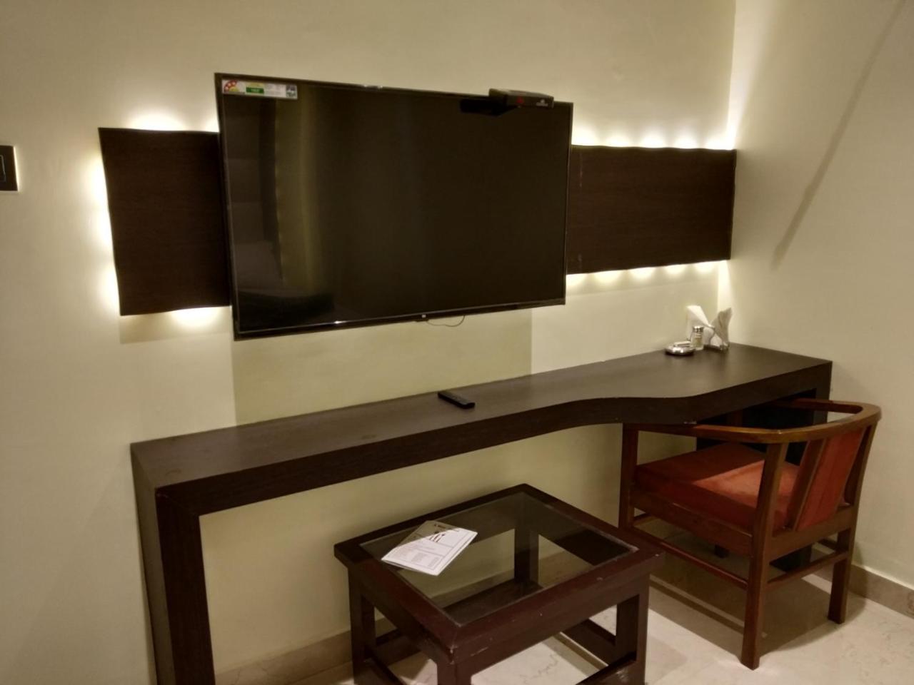 Hotel Star Inn Ganganagar Exterior photo