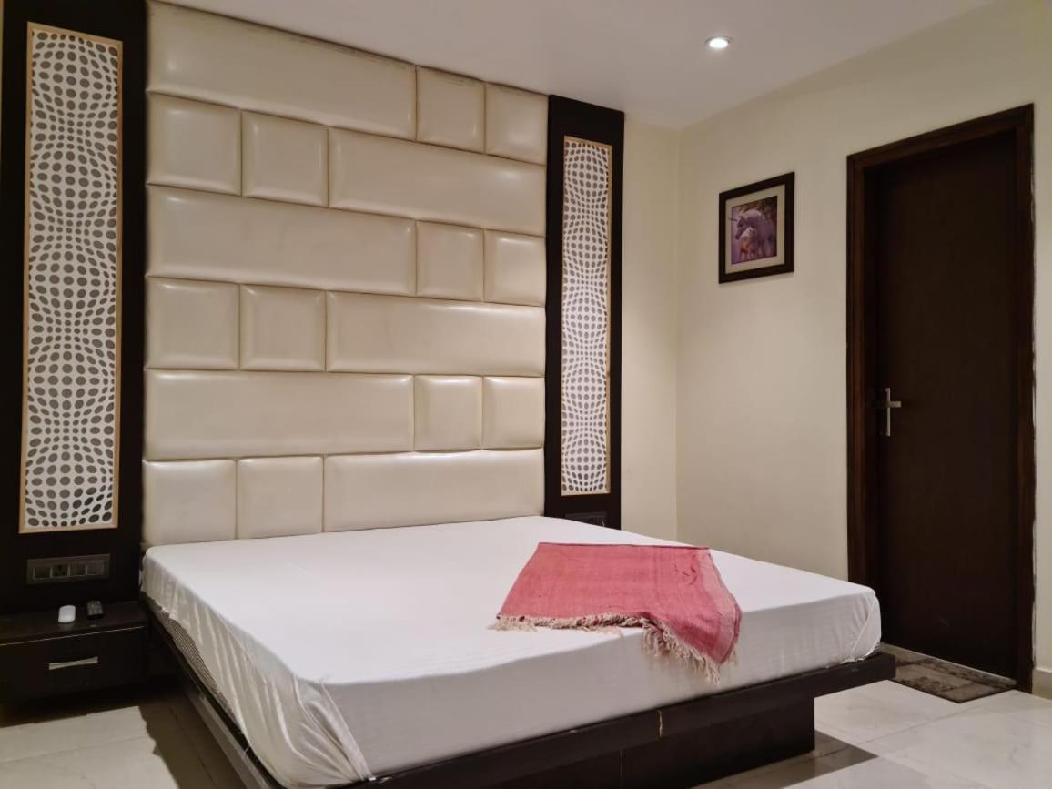 Hotel Star Inn Ganganagar Exterior photo