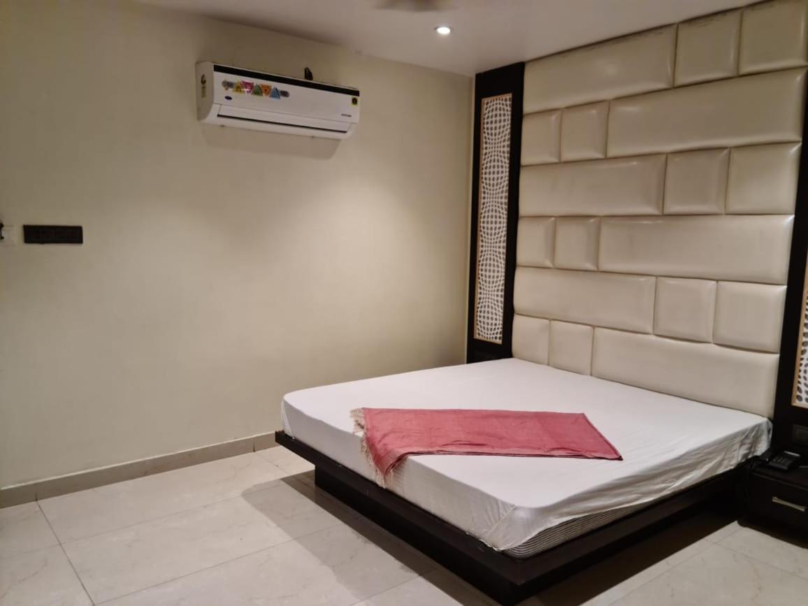 Hotel Star Inn Ganganagar Exterior photo
